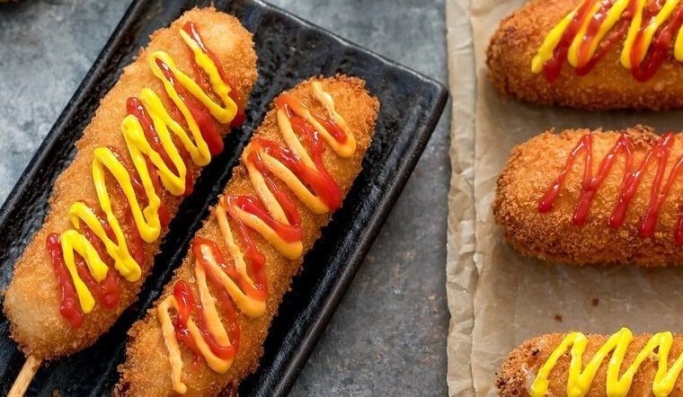 Máy Làm Hotdog Xúc Xích Bí Quyết Cho Những Chiếc Hotdog Hoàn Hảo